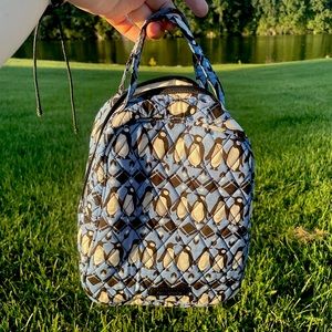Vera Bradley lunch bunch/bag blue playful penguins